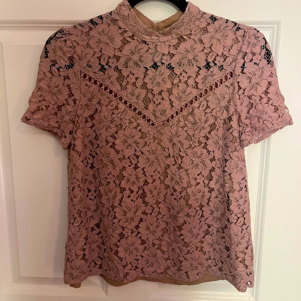 Wayf lace top small